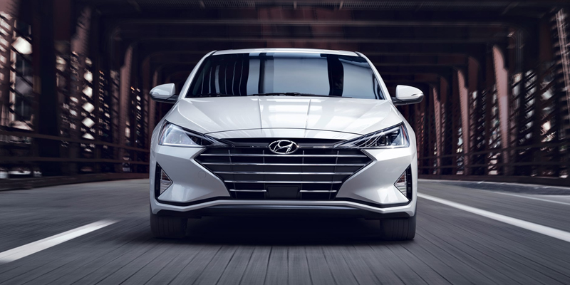 2020 White Hyundai Elantra