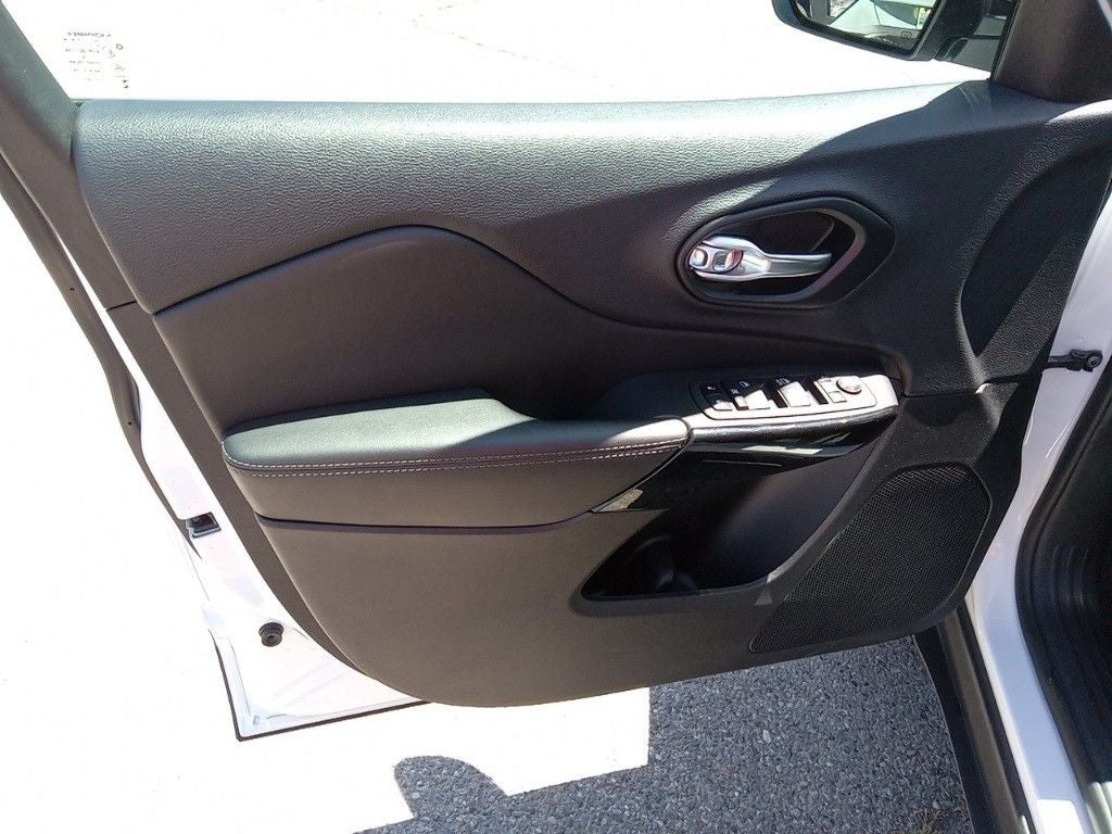 2023 Jeep Cherokee Altitude