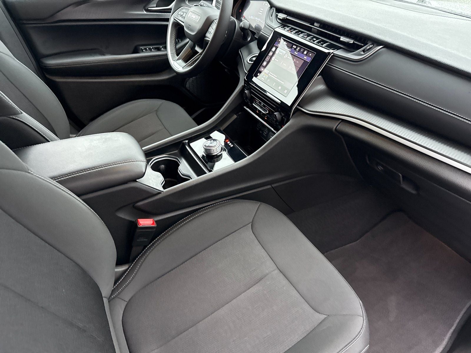 2024 Jeep Grand Cherokee L Laredo