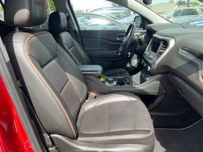 2022 GMC Acadia AT4