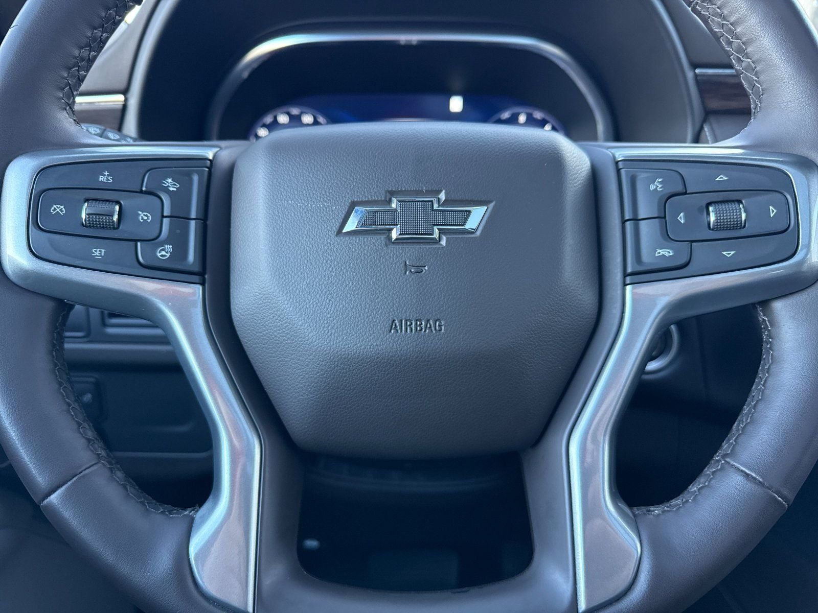 2023 Chevrolet Suburban Z71