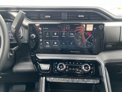 2024 GMC Sierra 3500HD Denali