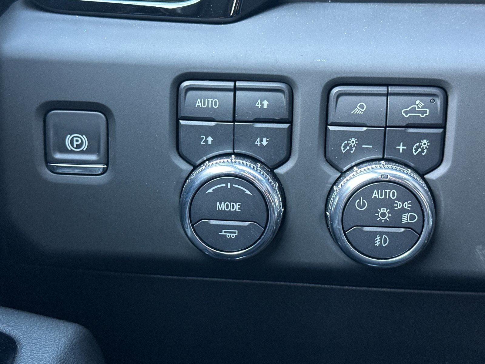 2025 GMC Sierra 3500HD AT4