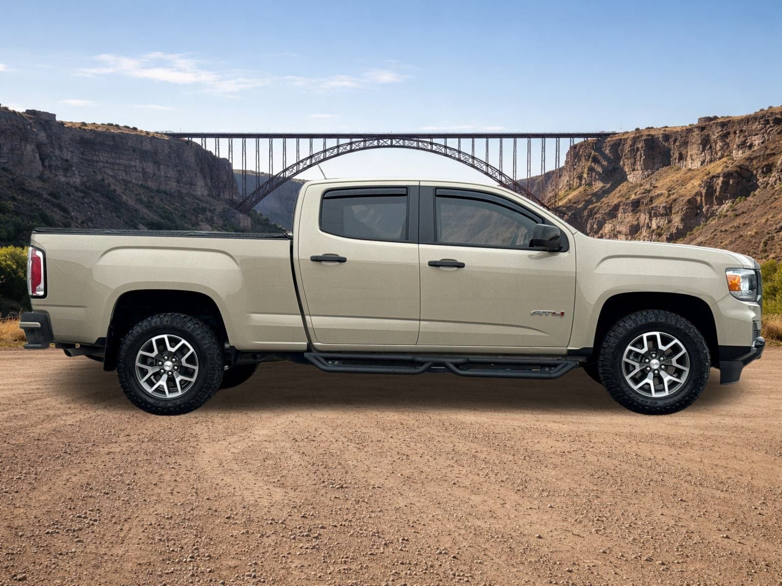 2022 GMC Canyon AT4 w/Leather