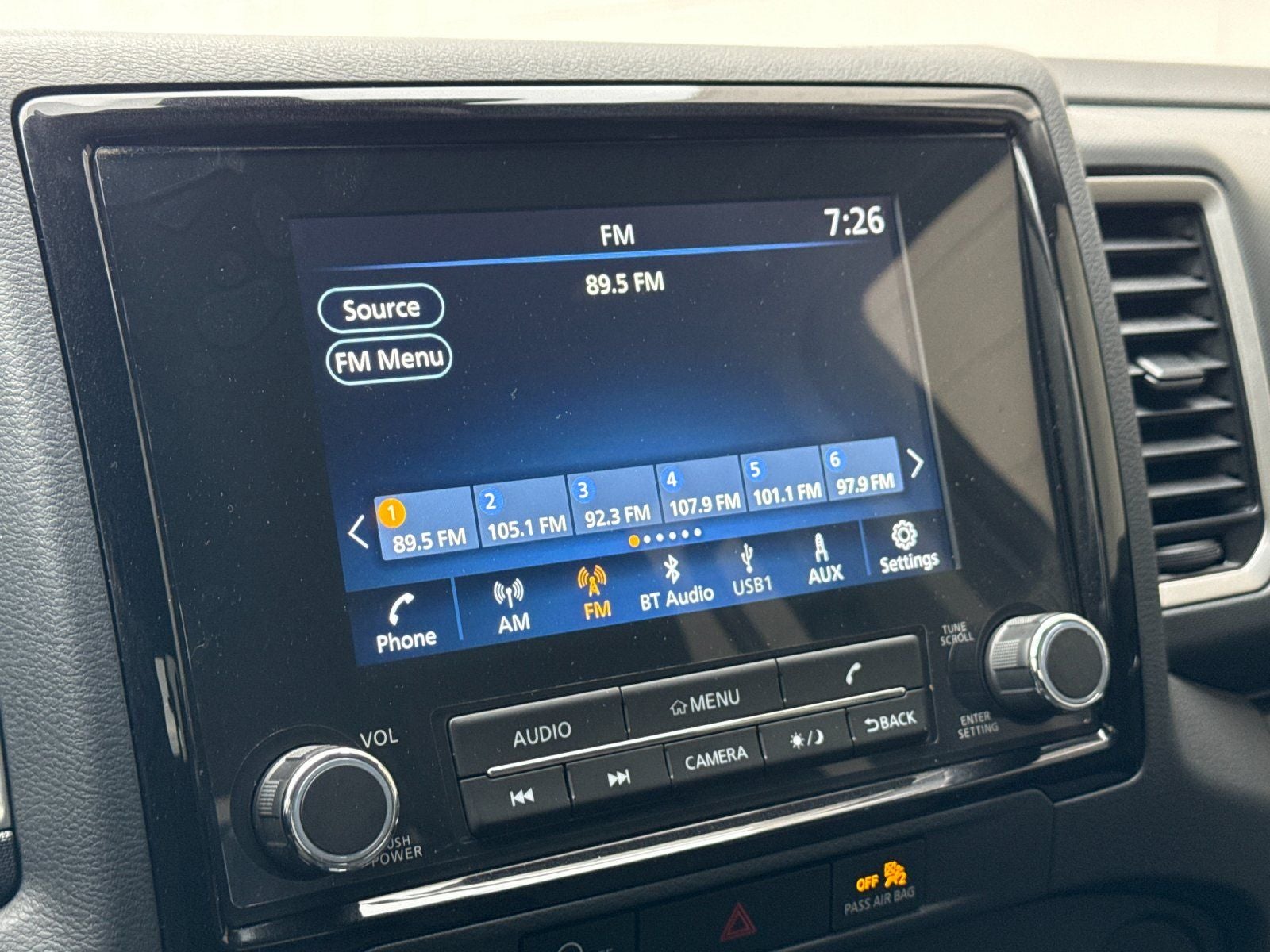 2024 Nissan Frontier SV