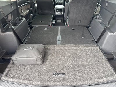 2022 Volkswagen Atlas 3.6L V6 SEL Premium R-Line