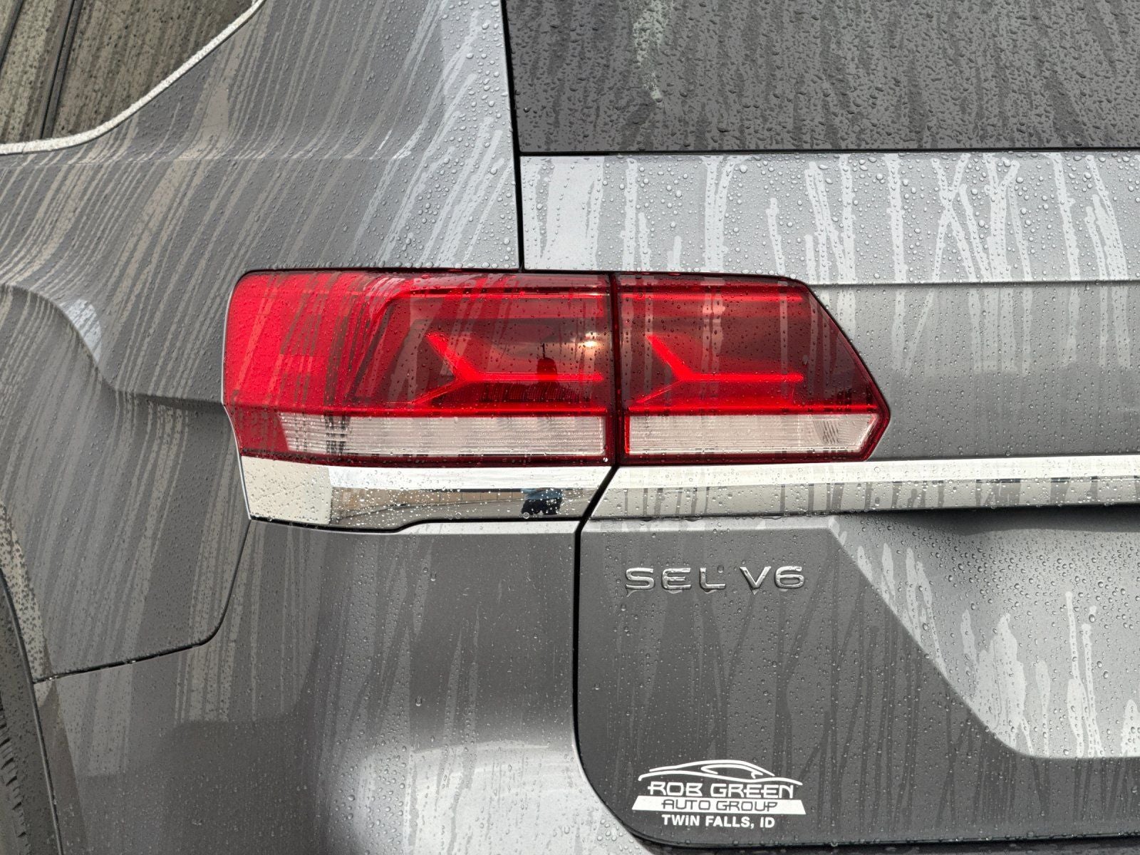 2022 Volkswagen Atlas 3.6L V6 SEL Premium R-Line