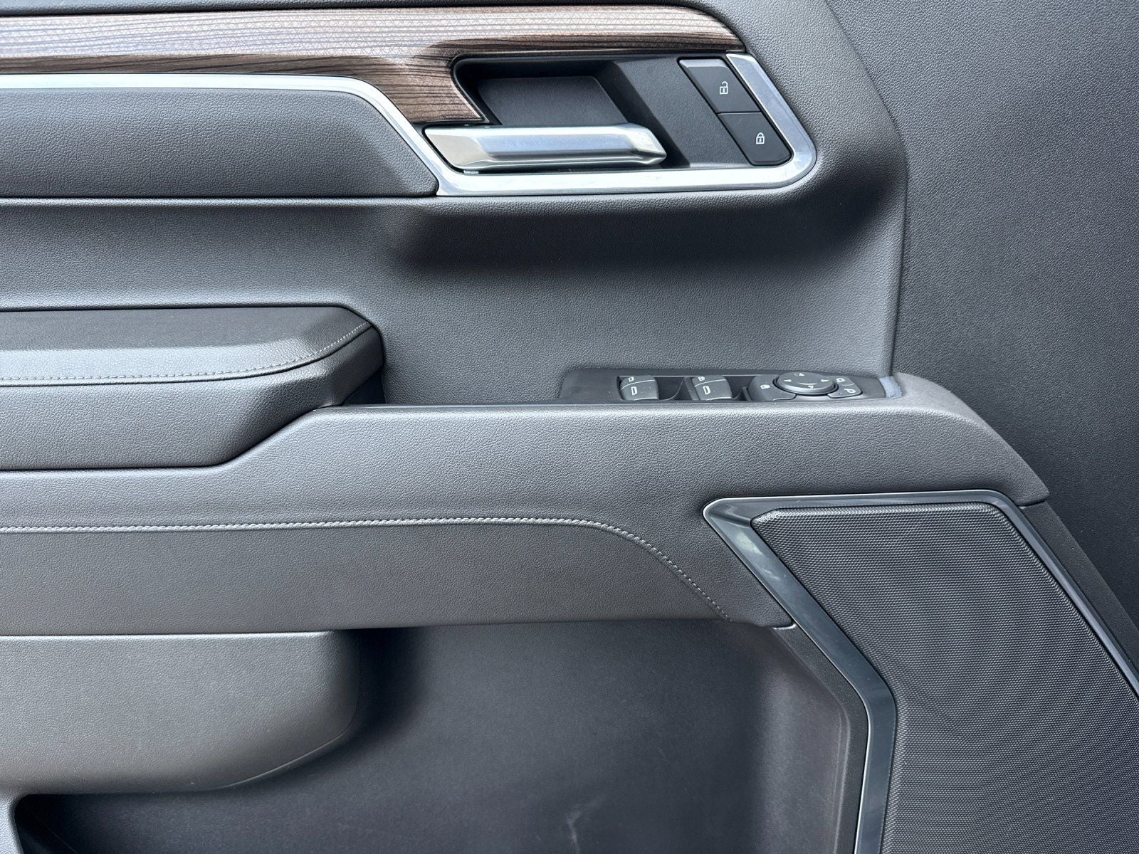 2022 Chevrolet Silverado 1500 LT LT1