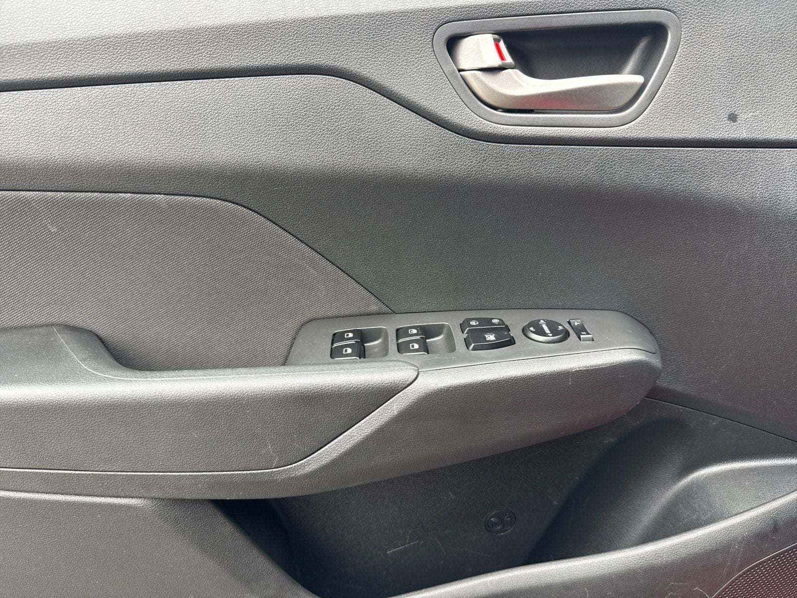 2022 Hyundai ACCENT SE