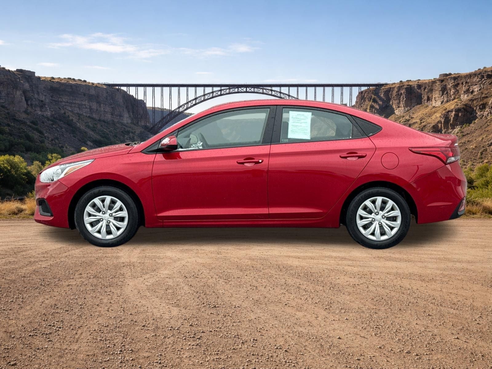 2022 Hyundai ACCENT SE