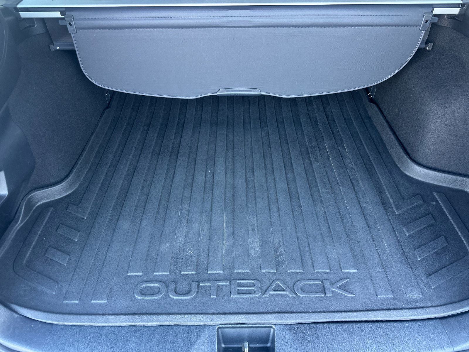 2016 Subaru Outback Limited - Photo 16