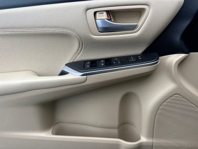 2016 Toyota Camry Hybrid XLE