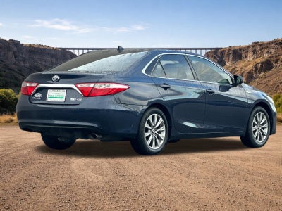 2016 Toyota Camry Hybrid XLE