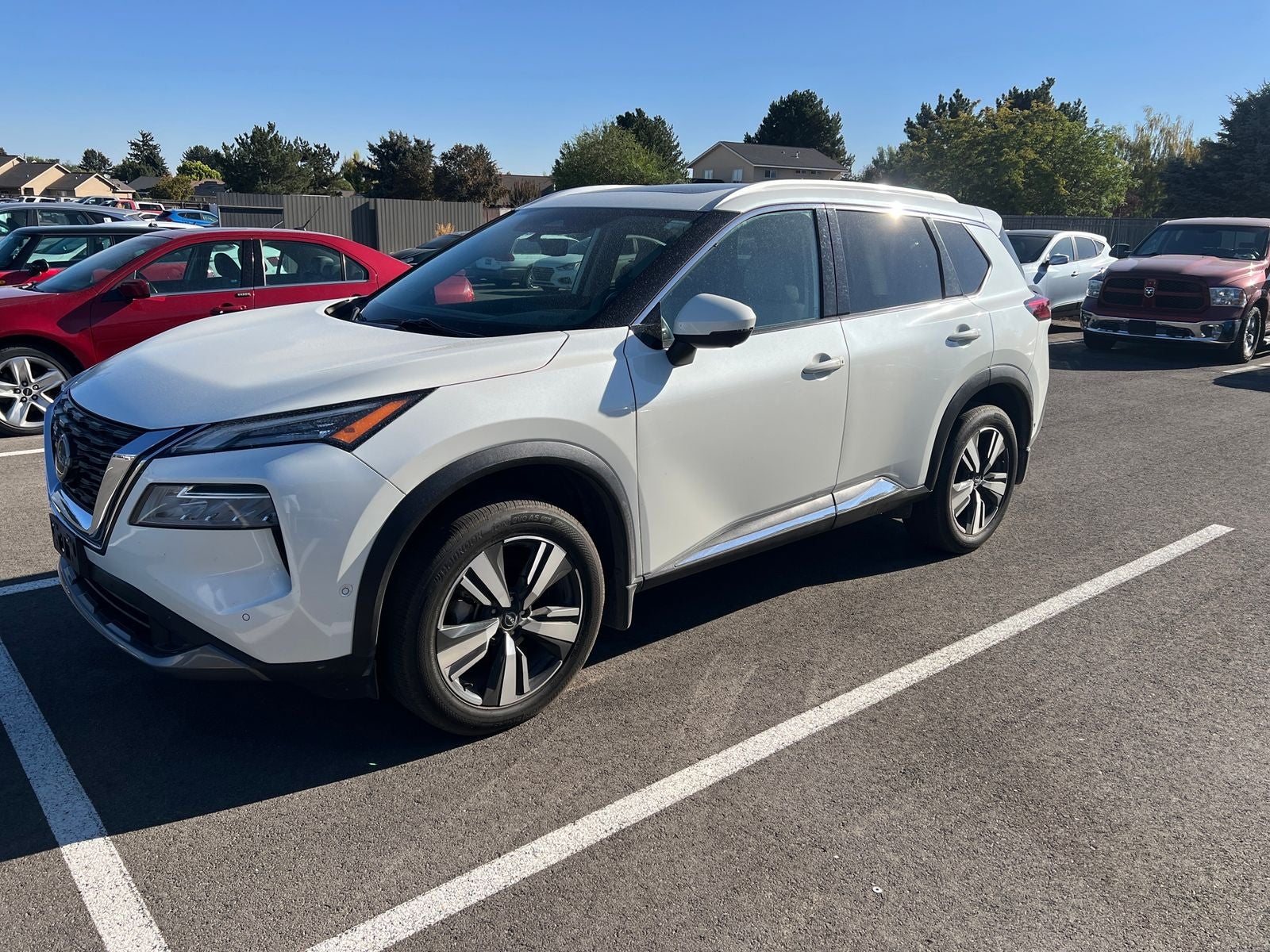 2023 Nissan Rogue SL