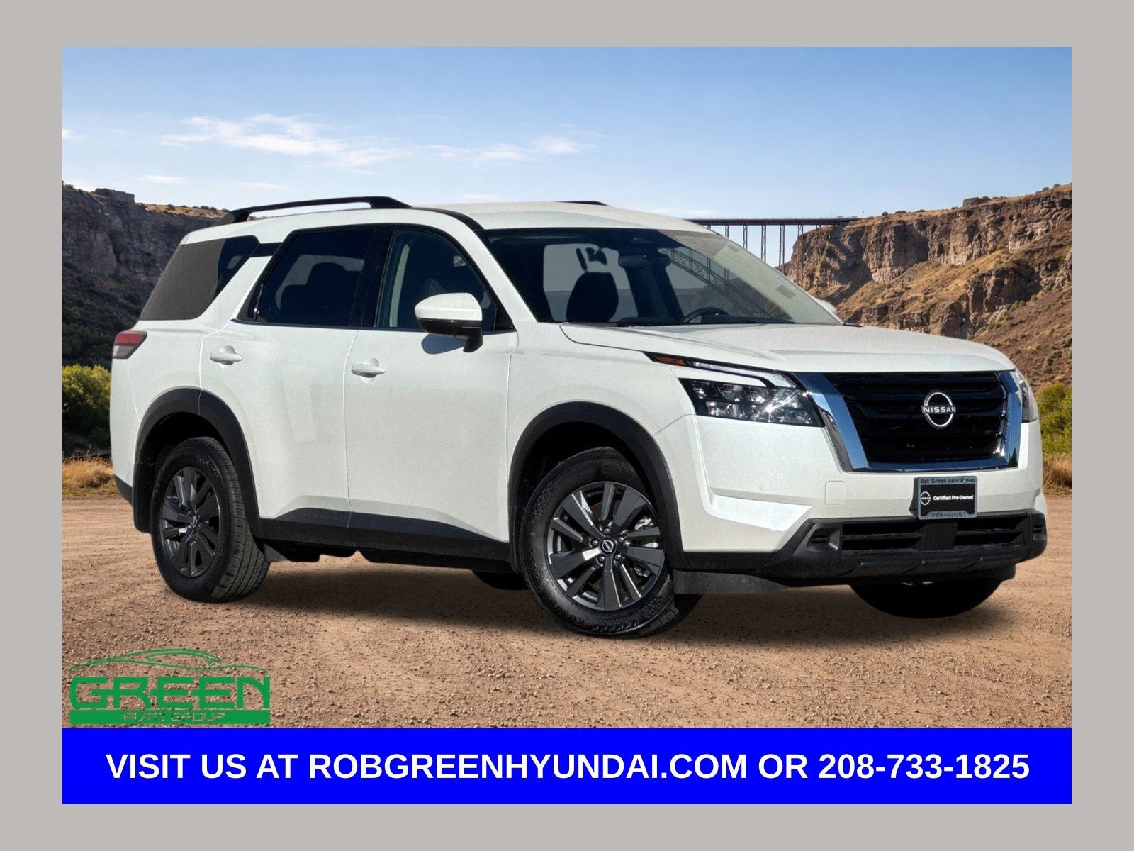 2024 Nissan Pathfinder SV