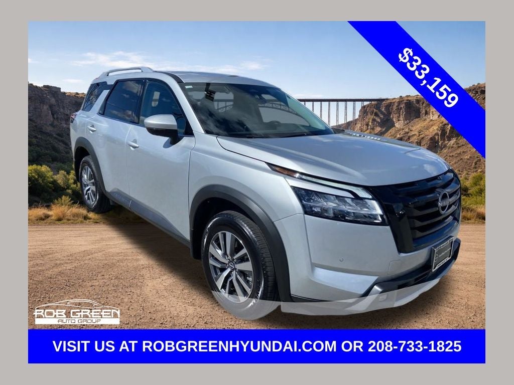 2024 Nissan Pathfinder SL