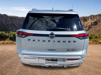 2024 Nissan Pathfinder SL