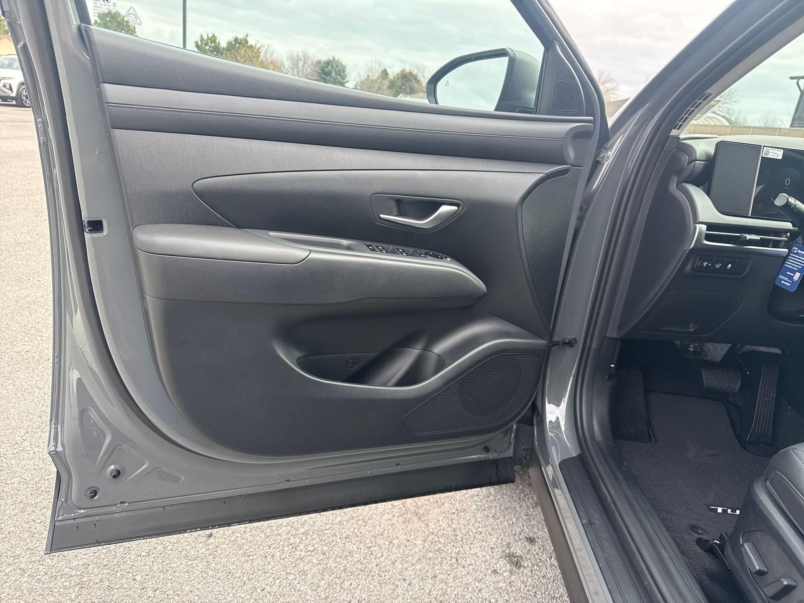 2026 Hyundai TUCSON SEL Premium