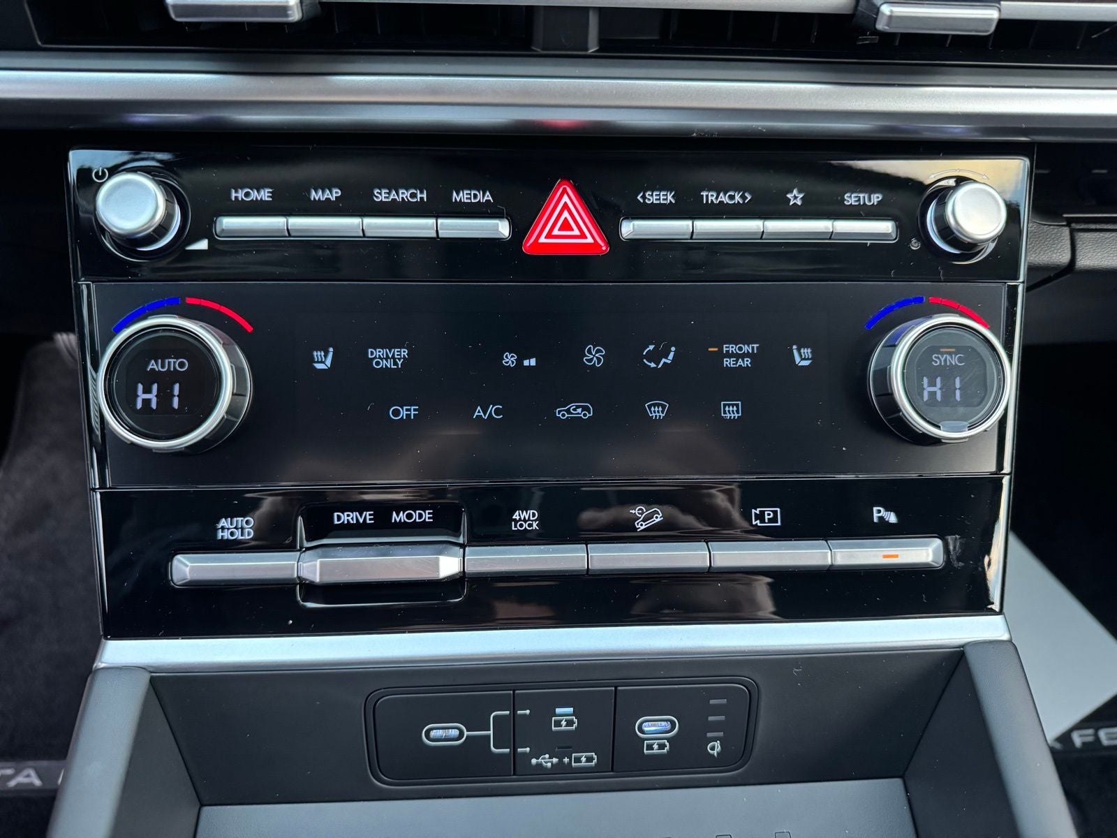 2026 Hyundai SANTA FE HYBRID SEL