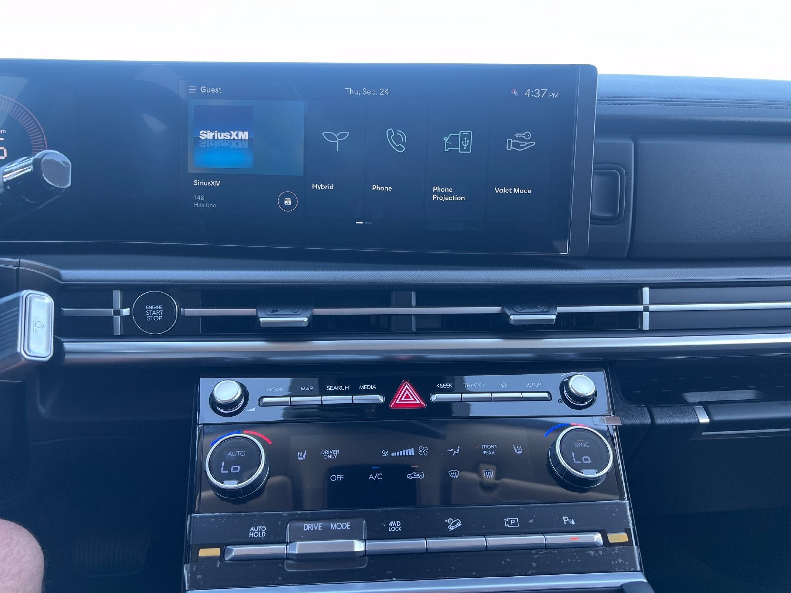2027 Hyundai SANTA FE HYBRID SEL