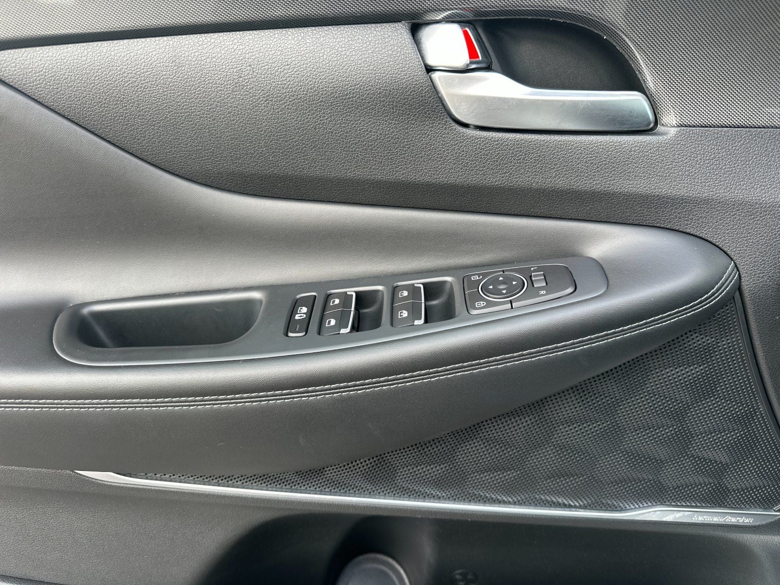 2023 Hyundai SANTA FE HYBRID SEL Premium