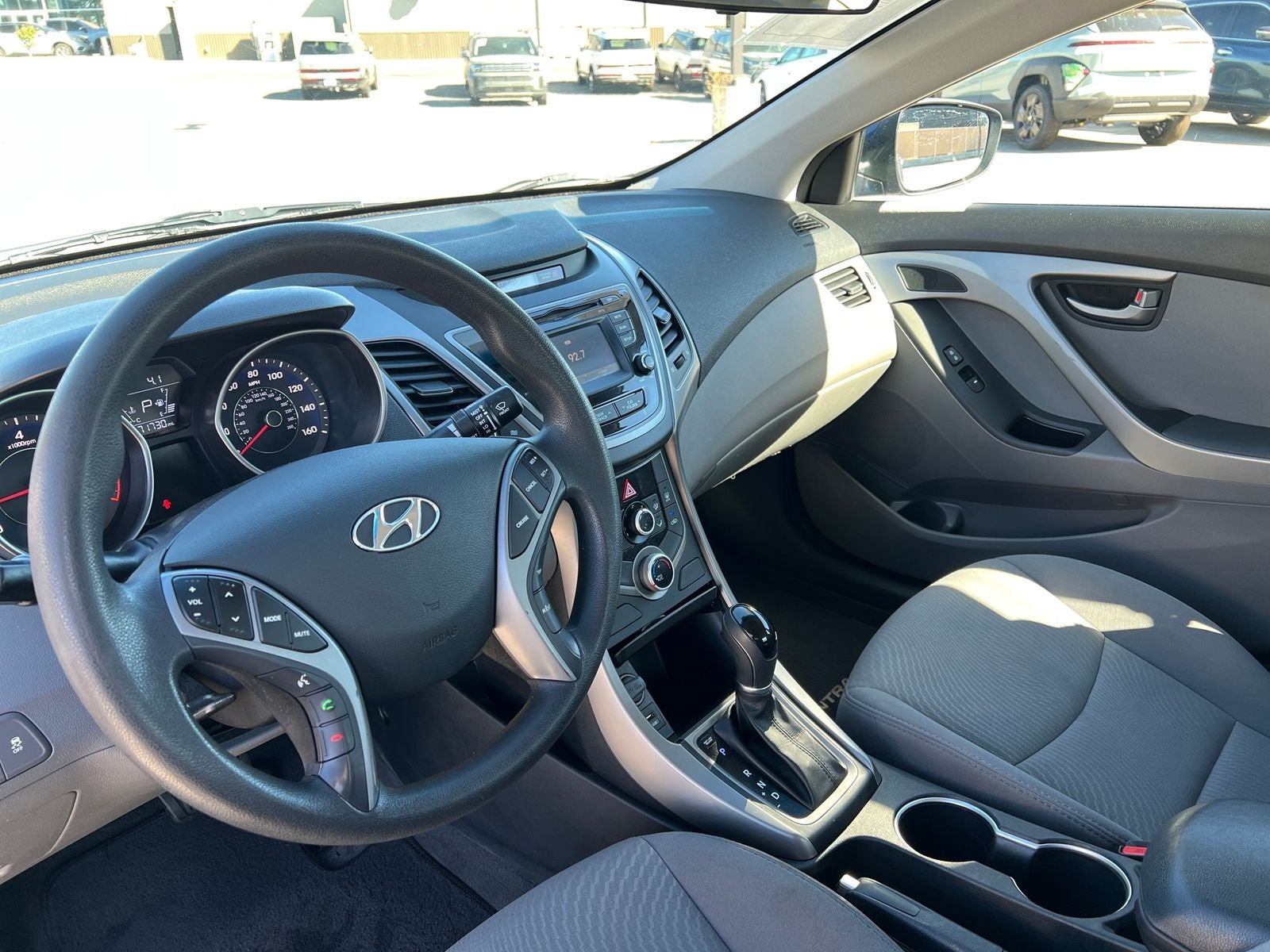 2016 Hyundai Elantra SE - Photo 32