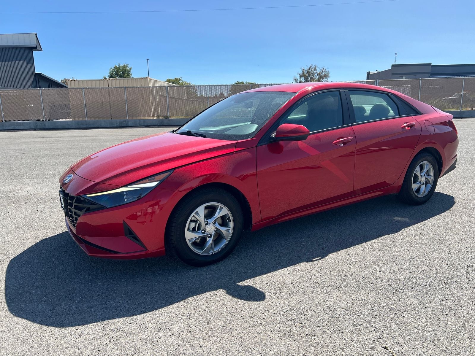 2022 Hyundai ELANTRA SE