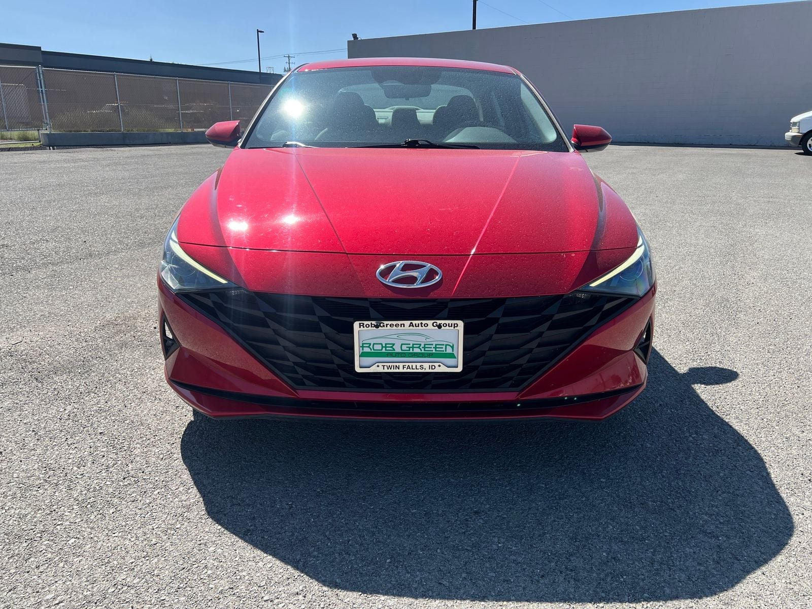 2022 Hyundai ELANTRA SE