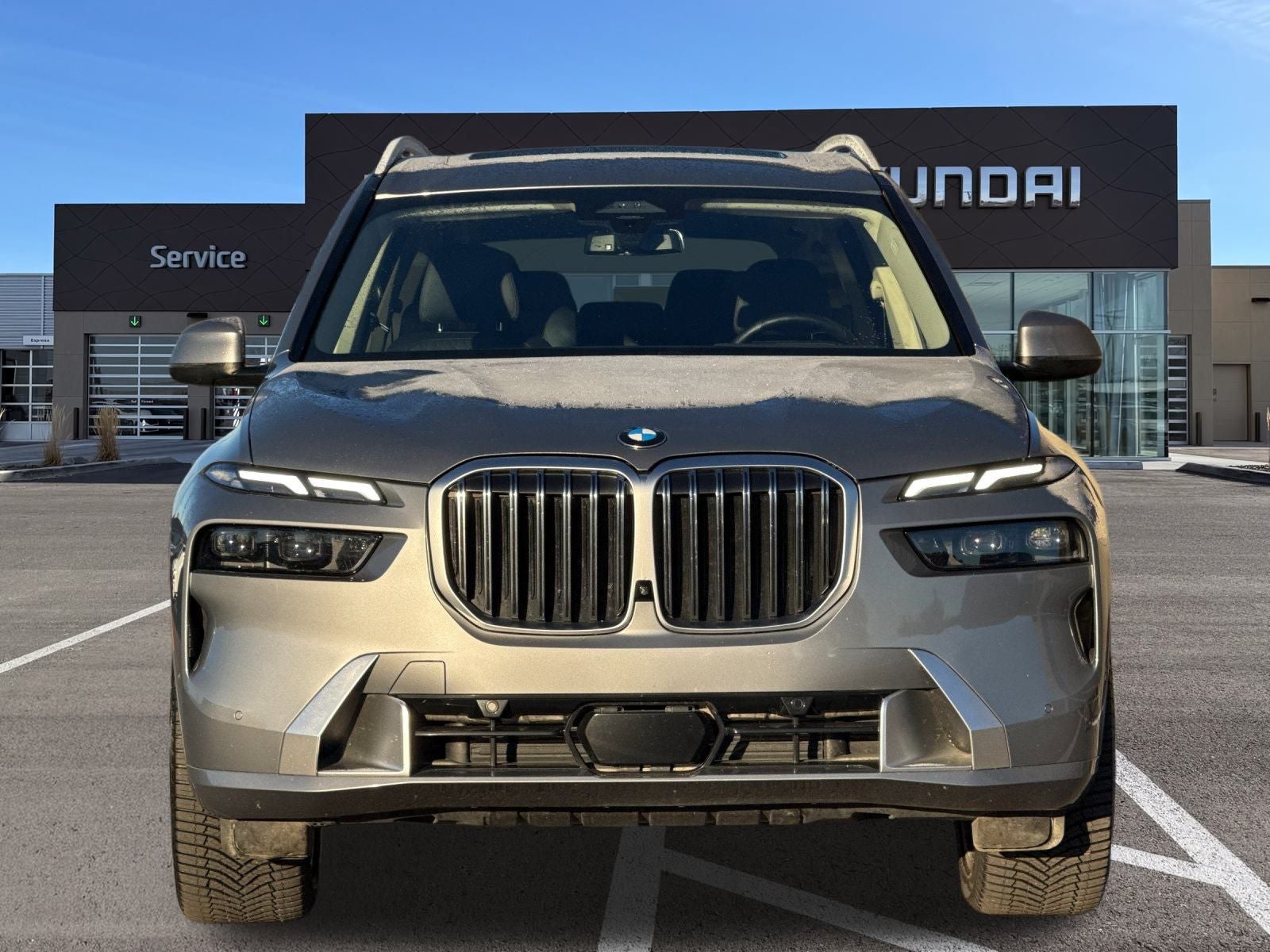 2025 BMW X7 xDrive40i