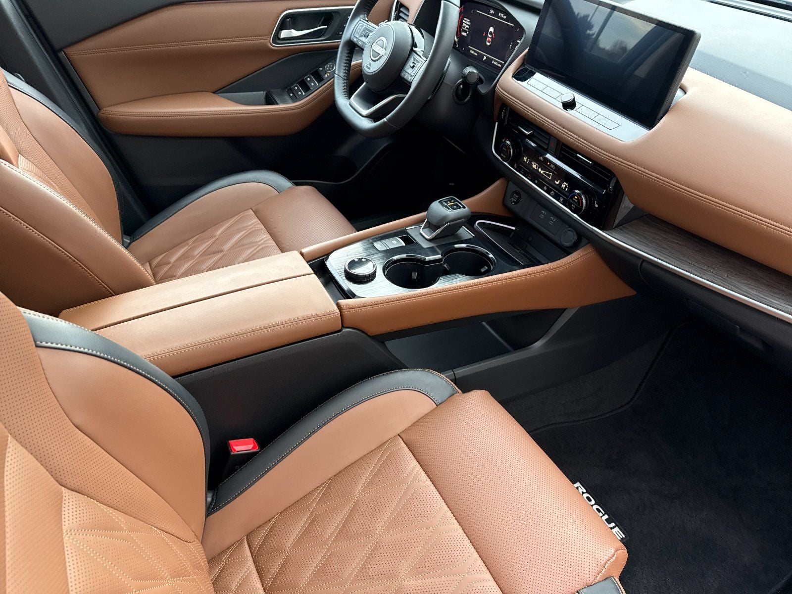 2024 Nissan Rogue Platinum