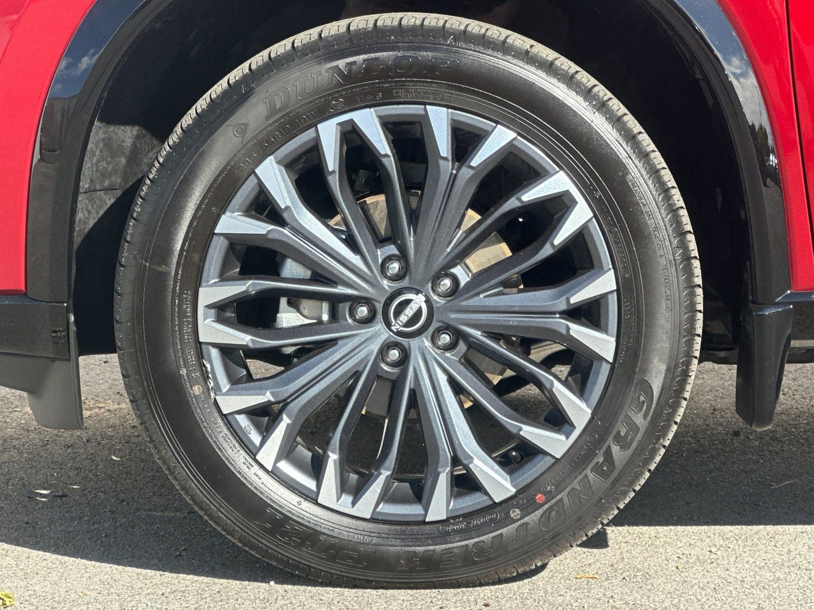2025 Nissan Rogue Platinum