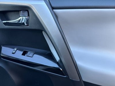 2018 Toyota RAV4 Hybrid Limited