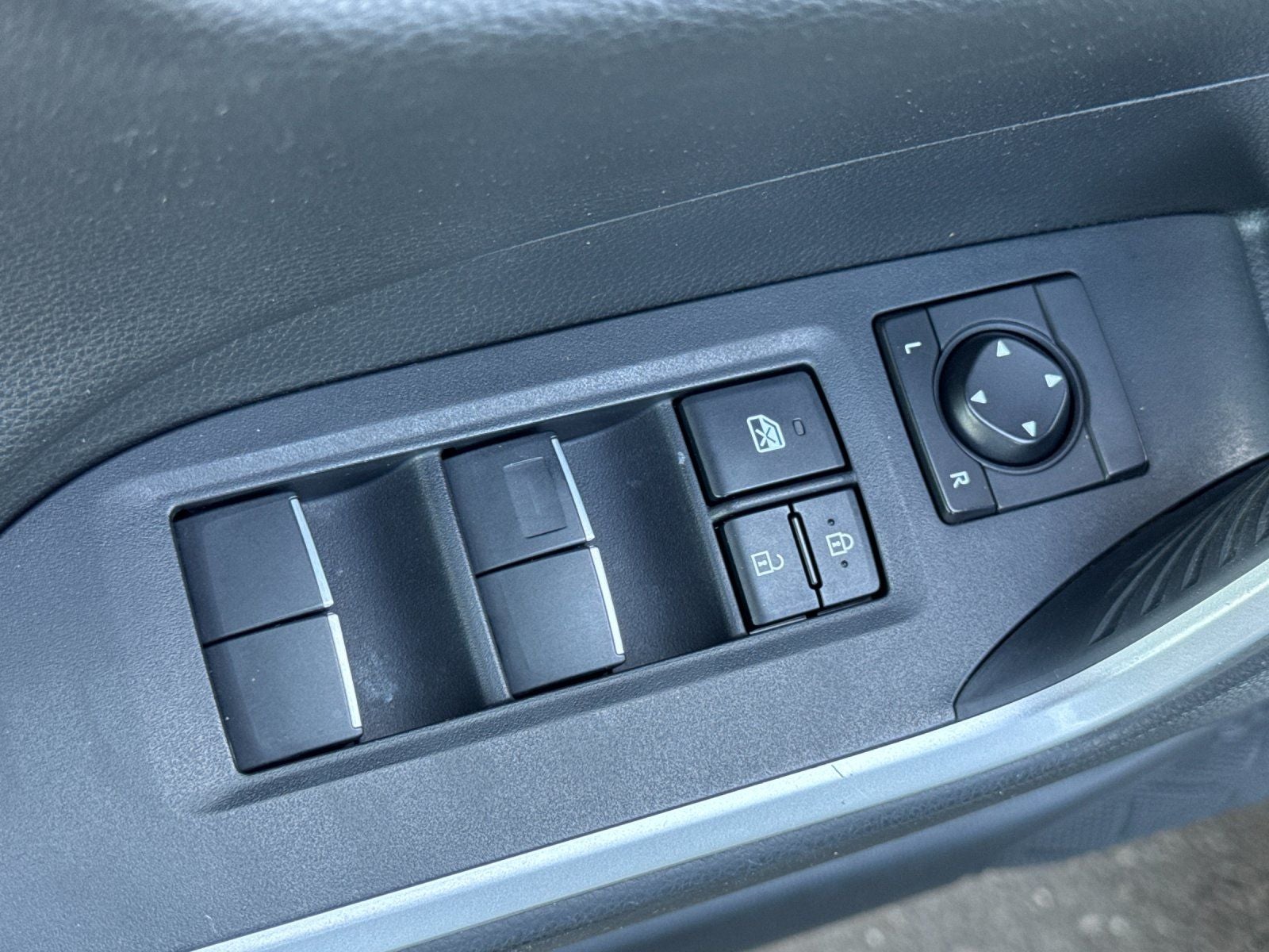 2019 Toyota RAV4 Hybrid XSE