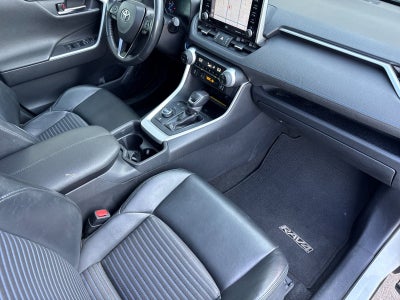 2019 Toyota RAV4 Hybrid XSE