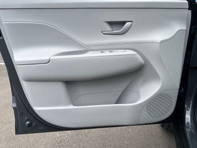 2025 Hyundai KONA SE