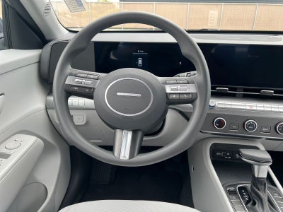 2025 Hyundai KONA SE
