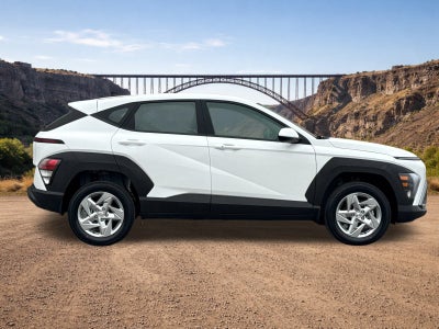 2025 Hyundai KONA SE