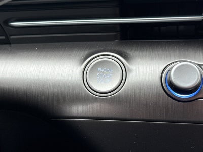 2025 Hyundai KONA SE