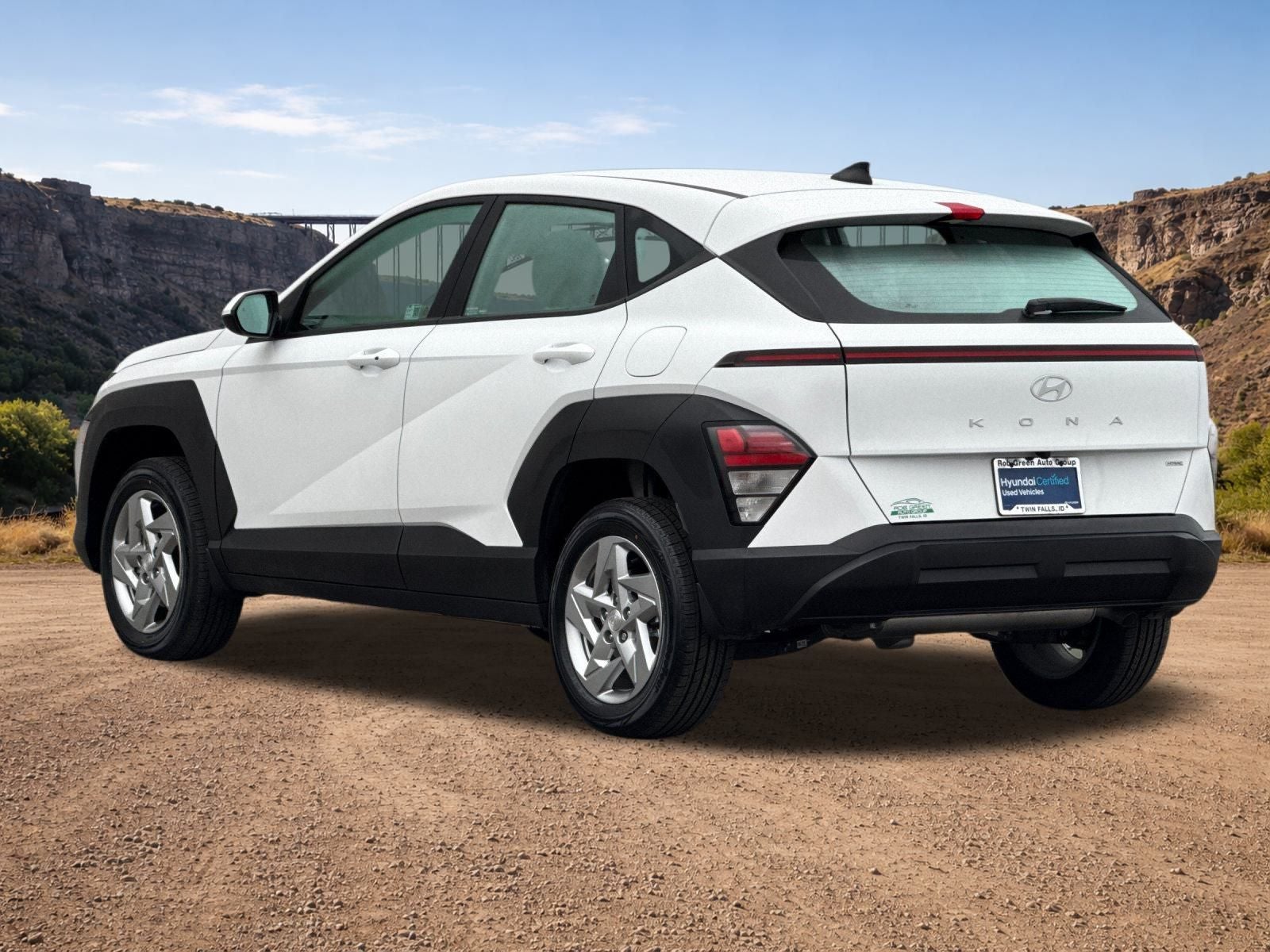 2025 Hyundai KONA SE