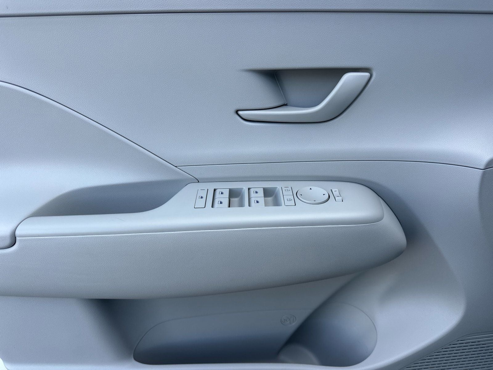 2025 Hyundai KONA SE