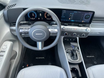 2025 Hyundai KONA SE