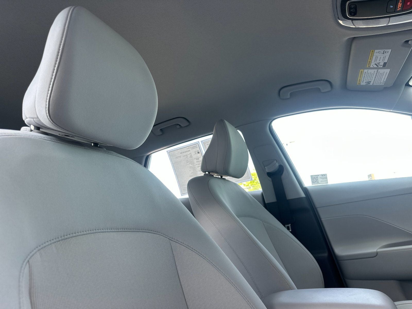 2025 Hyundai KONA SE