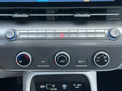 2025 Hyundai KONA SE