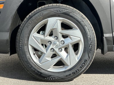 2025 Hyundai KONA SE