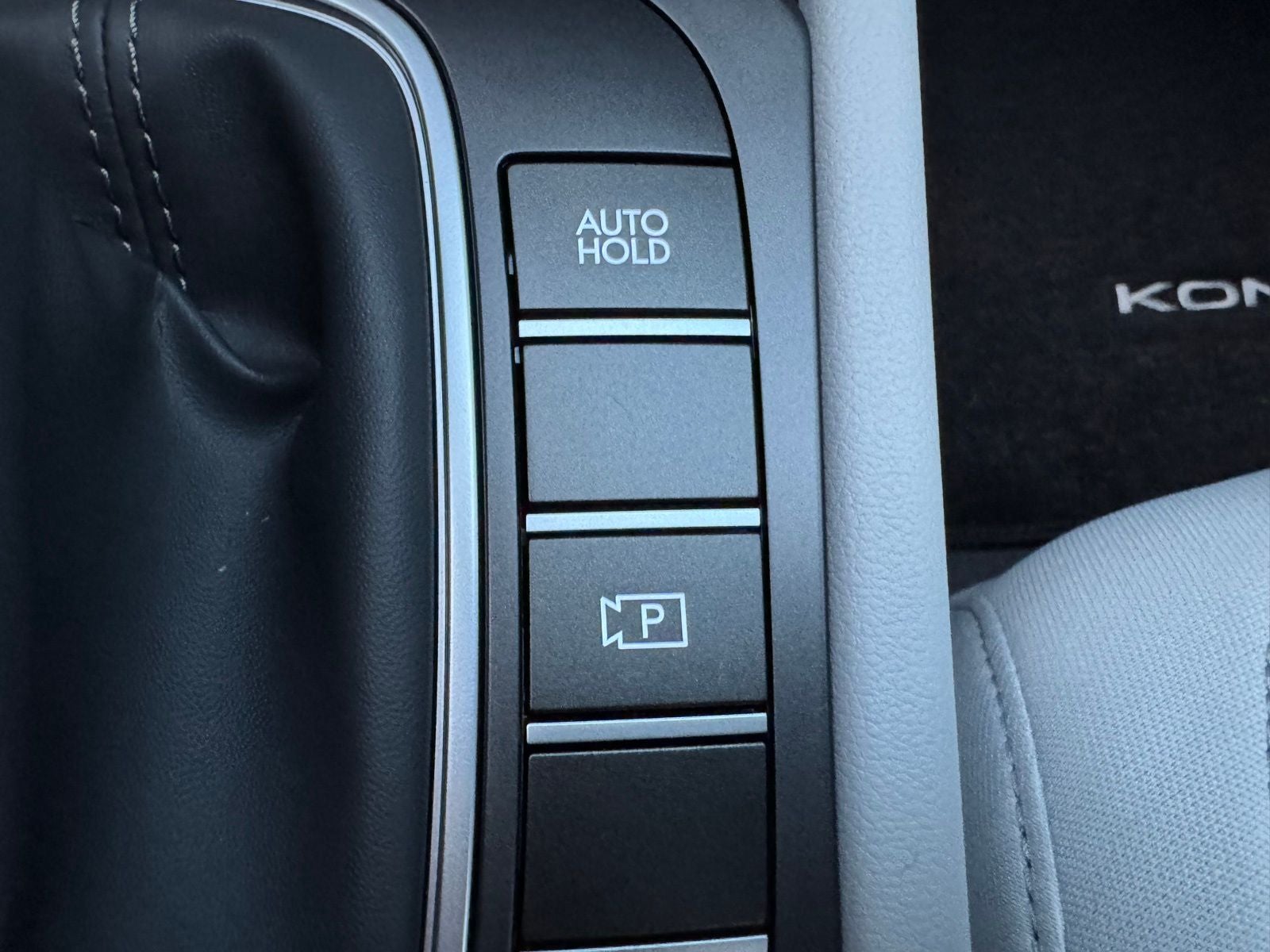 2026 Hyundai KONA SE