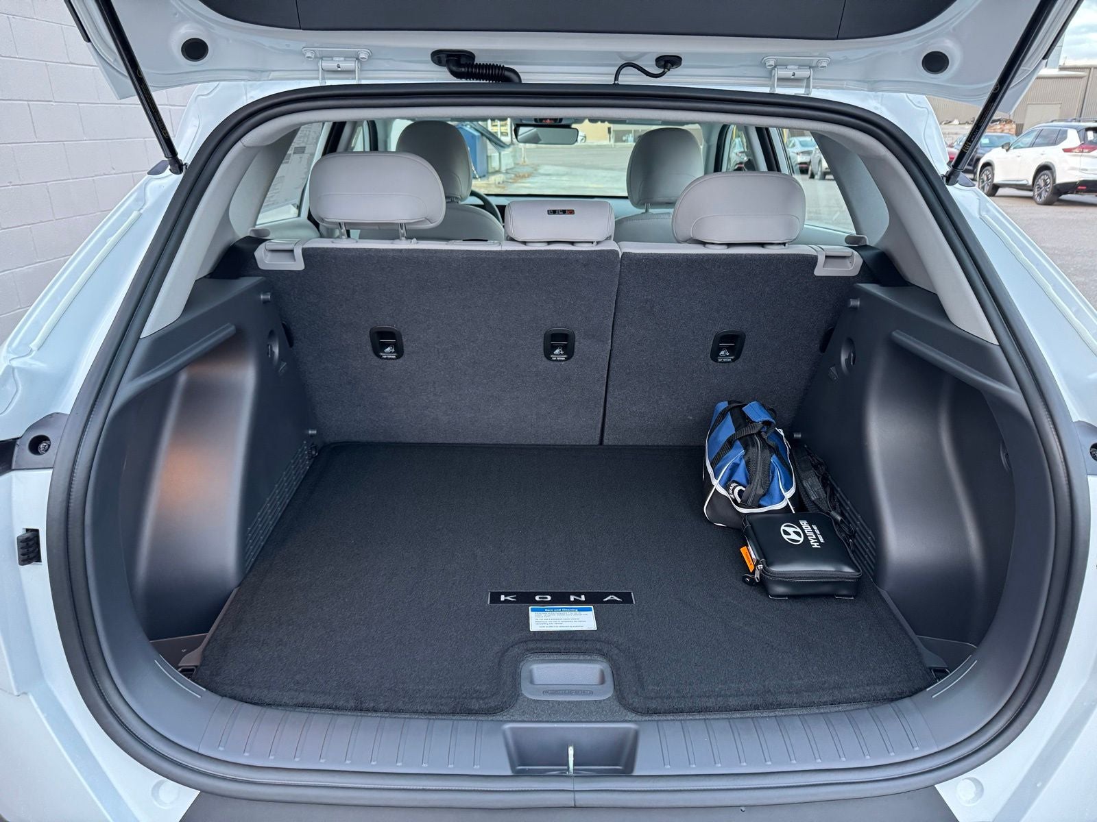 2026 Hyundai KONA SE