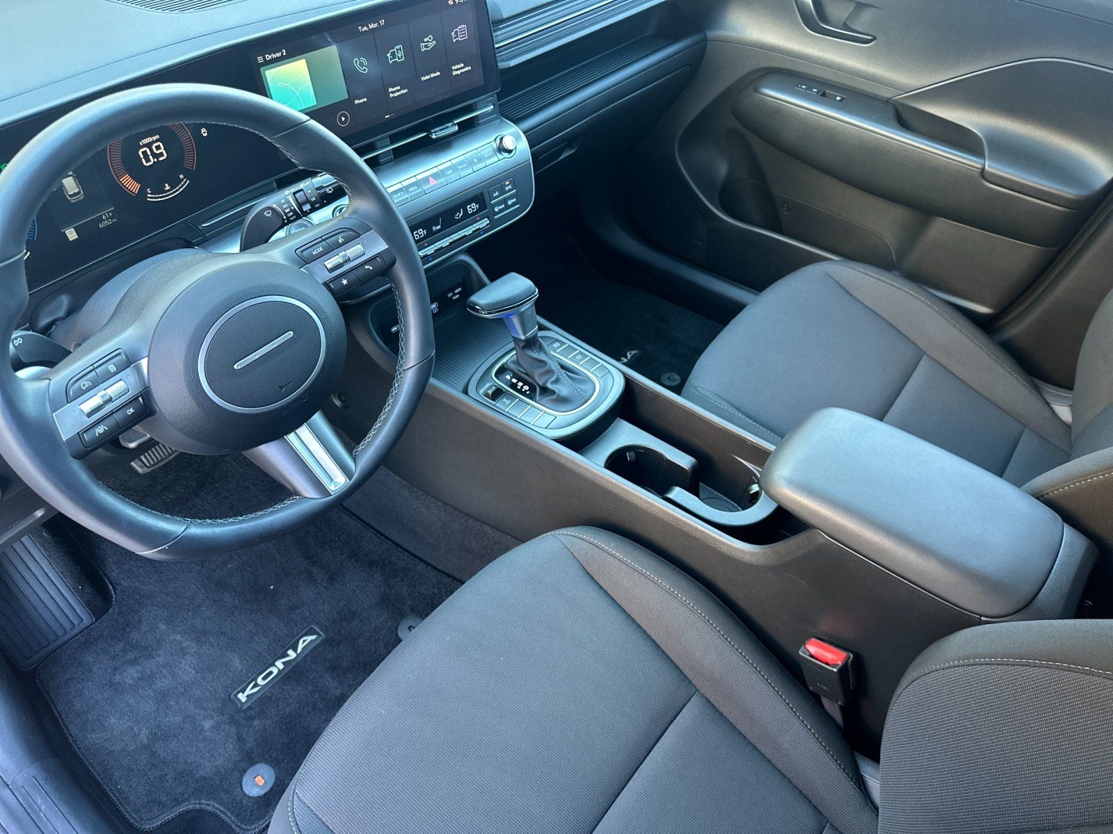 2025 Hyundai KONA SEL