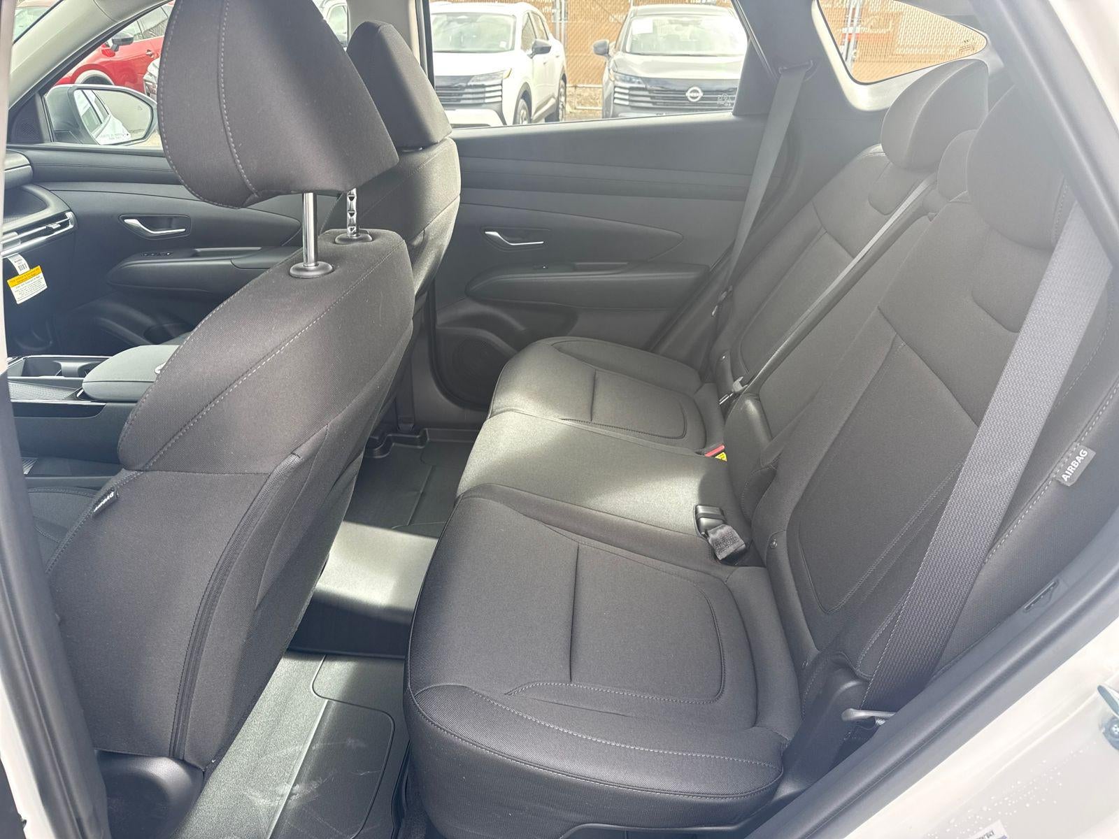 2026 Hyundai TUCSON HYBRID Blue SE