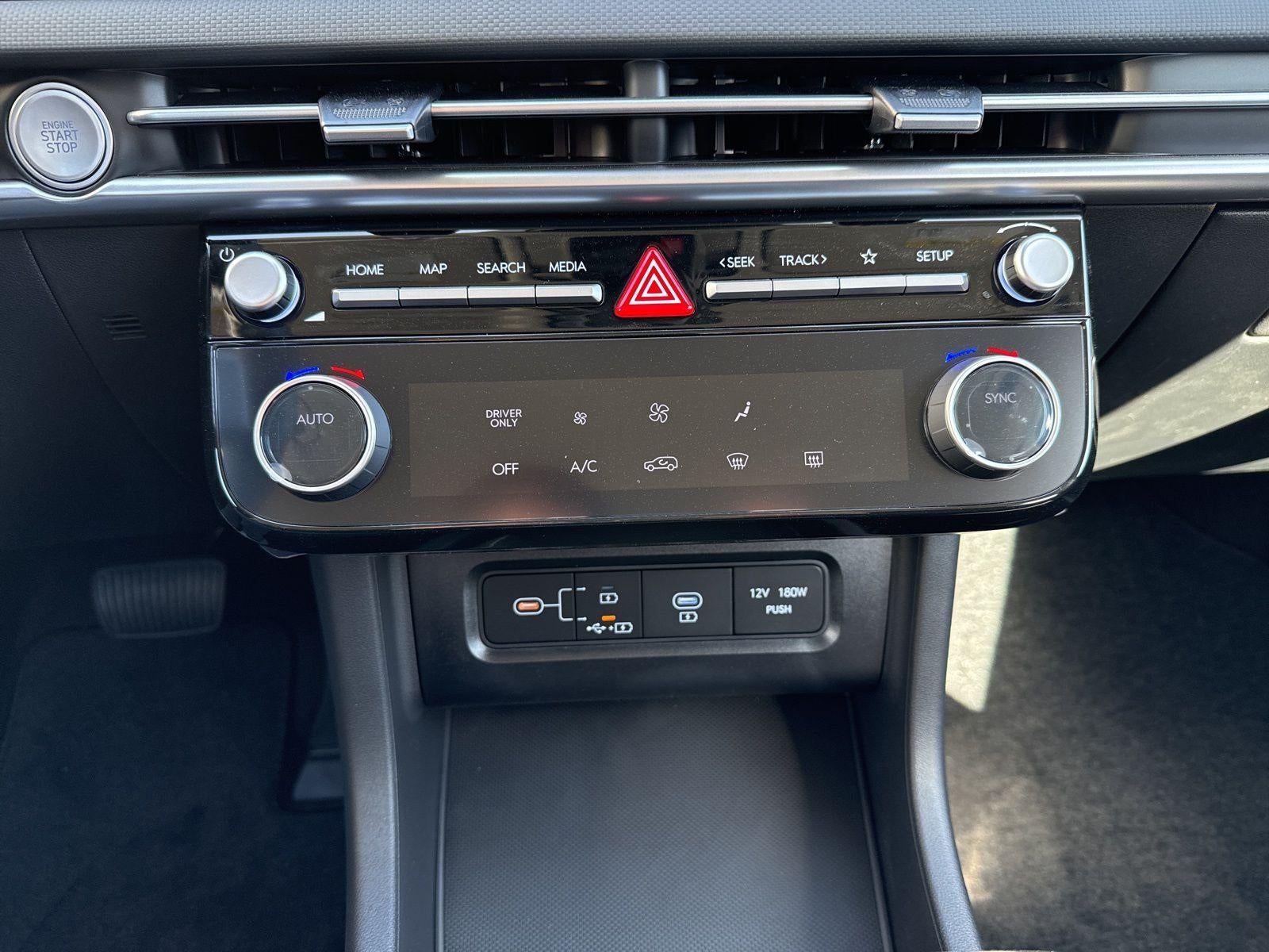 2026 Hyundai TUCSON HYBRID Blue SE