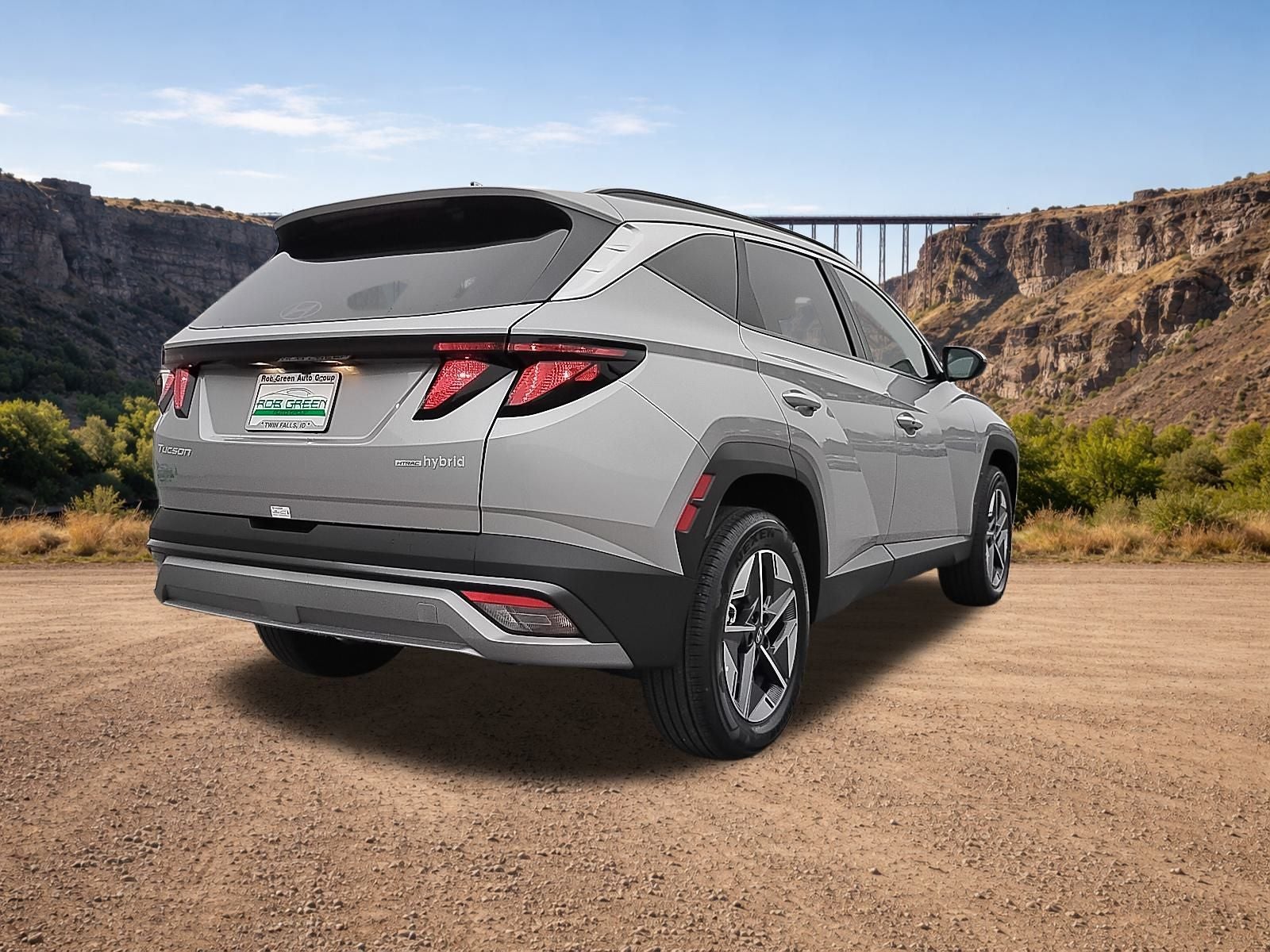 2026 Hyundai TUCSON HYBRID SEL